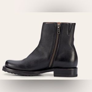Frye Leather ankle boots.  Size 6